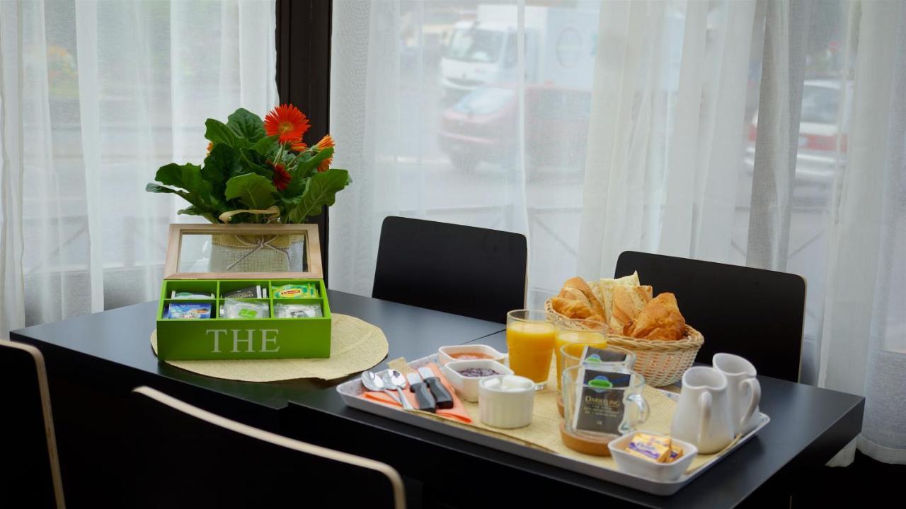 Hotel Vauban Livry-Gargan Eksteriør billede