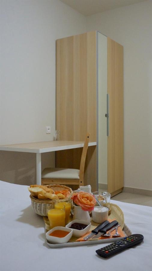 Hotel Vauban Livry-Gargan Eksteriør billede