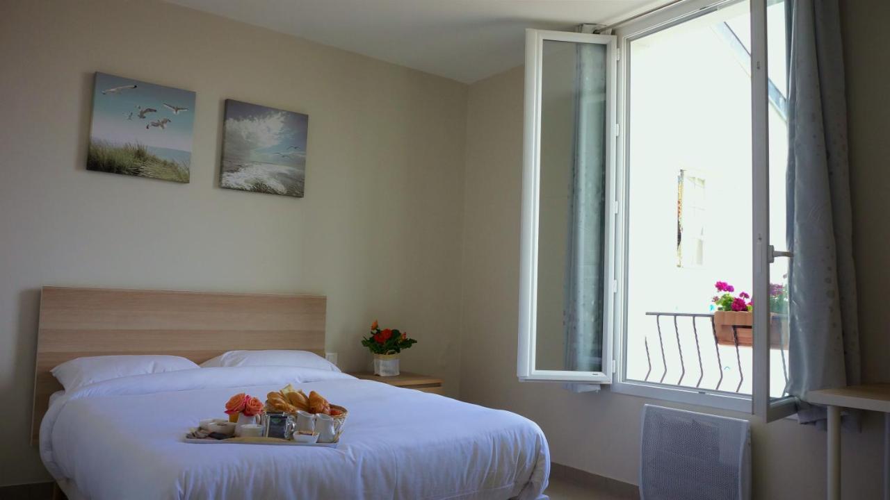 Hotel Vauban Livry-Gargan Eksteriør billede