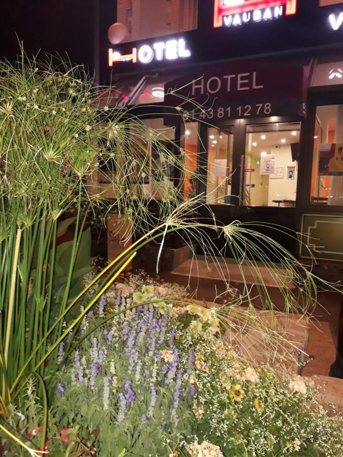 Hotel Vauban Livry-Gargan Eksteriør billede