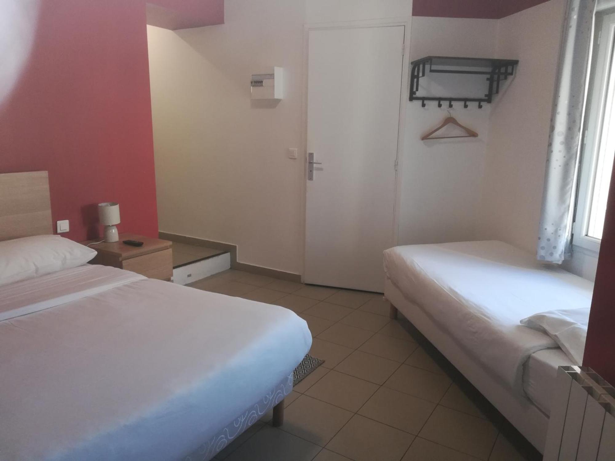 Hotel Vauban Livry-Gargan Eksteriør billede
